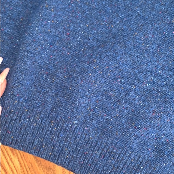 FOSSIL SWEATER💙 - Picture 3 of 4